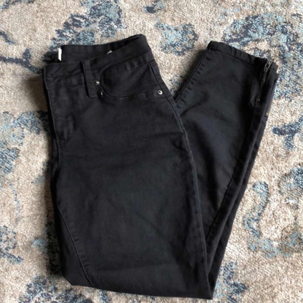 Royalty for Me jeans
